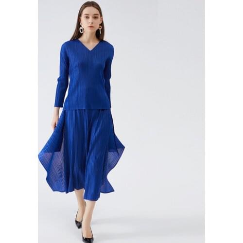 2021 Summer Autumn Original Design Pleated two piece set women large size skirt causal long sleeve top aesthetic fashion clothes