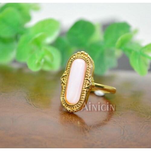 White Black Pink Color Natural Shell Oval Shape Gold Plating Finger Rings Adjustable Sizable Ring For Women Gift Party Jewelry