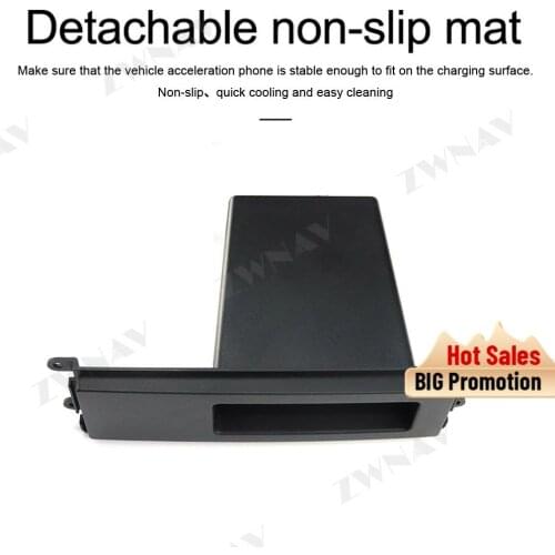 QI Car fast wireless charger for Mitsubishi Pajero 2017-2018 Intelligent Infrared Fast Wireless Charging Car Phone Holder