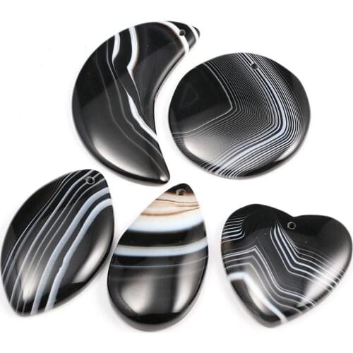 Natural Stone Pendants Moon Shape Black Stripe Agates With Hole for Trendy Jewelry Making DIY Necklace Accessories