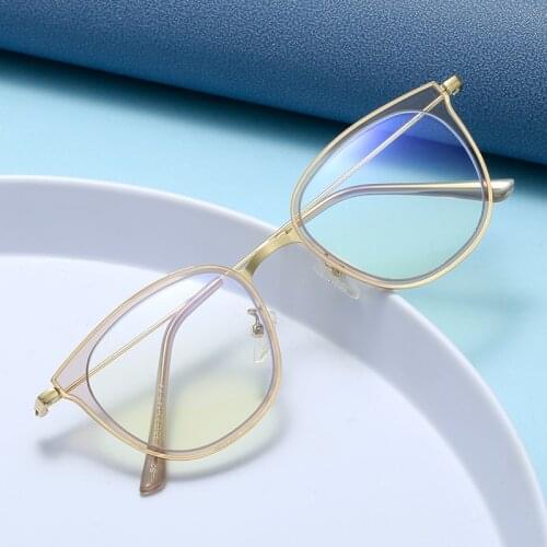 Glasses Men Fashion Metal Computer Fake Glasses Vintage Round Glasses Frame Women Transparent Anti Blue Light Spectacles Frames