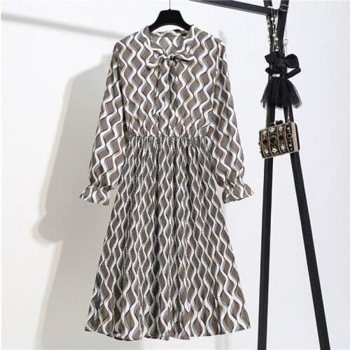 Floral Pleated Flared Sleeves Bow Bohemian Dress Spring And Autumn Fashion And Elegant Party Temperament Dress