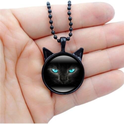 Move On Vintage Pendants