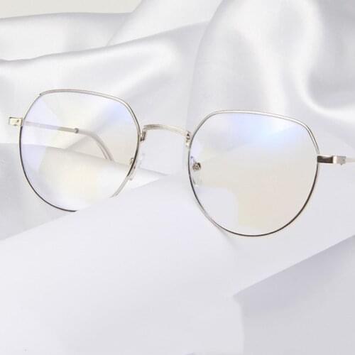 Fashion Metal Glasses Frame Anti-Blue Light Optical Myopia Eyeglasses Ultralight Square Women Computer Eyeglasses 2020