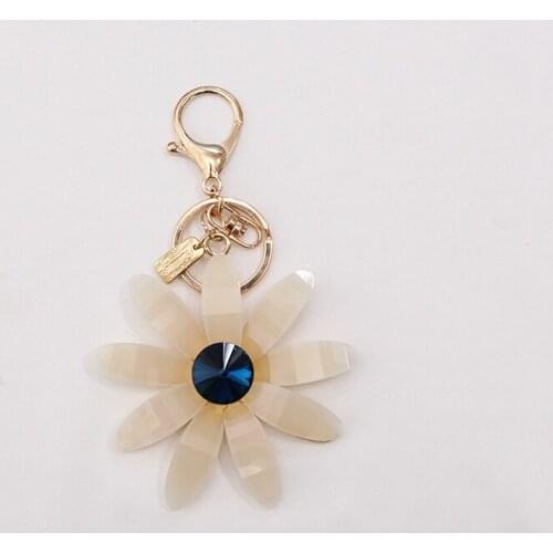 Cute Sweet Camellia Flowers Keychain For Women Luxry Elegant Trinket Key Chains Ring Car Bag Pendent Charm Child Toys D306