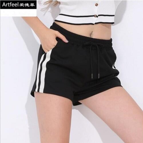 ARTFEEL Women's Travel Shorts
