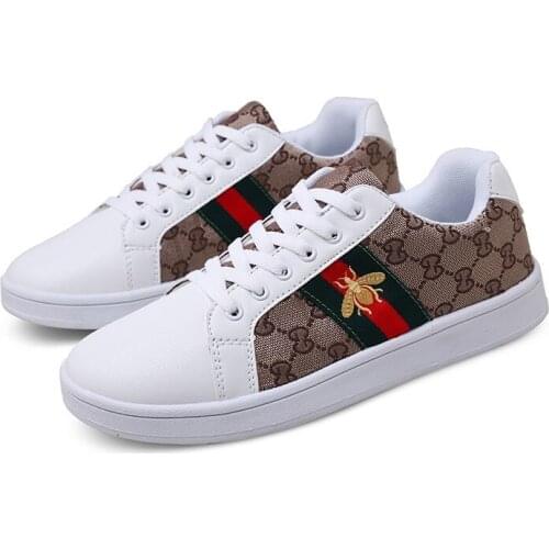 Popular Board Shoes Korean Trendy Shoes Casual Shoes Comfortable Fabric Anti Slip And Wear Resistance