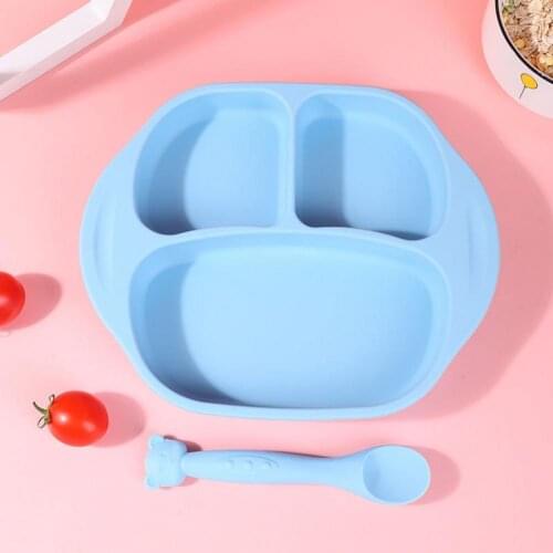 2Pcs/Set Children Tableware Cartoon Shape Non-slip Bottom Food Grade Silicone Feeding Dish Spoon Set Home Use ustensiles