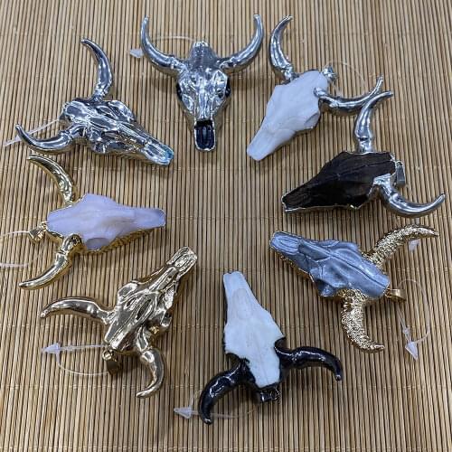 Animal Bull Head Shaped Resin Fashion Jewelry Pendant Used for DIY Jewelry Making Necklace Bracelet Accessories Size 46x46mm