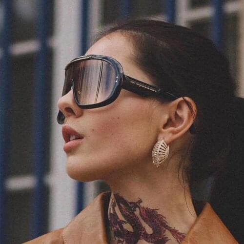 Vikulsi Women's Aviator Sunglasses