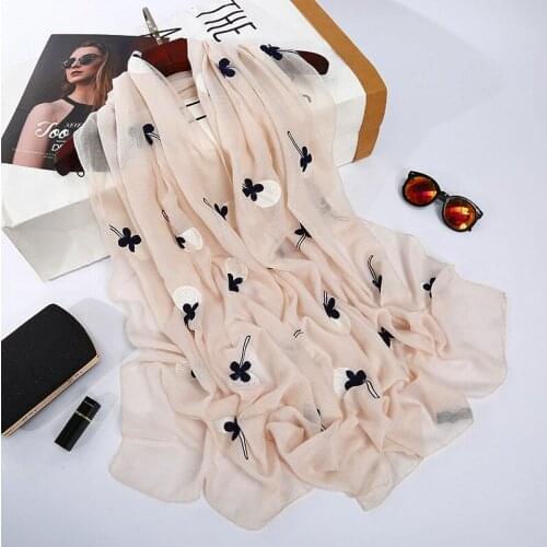 2018 Fashion Newest Women Floral Embroidery Pattern Qulaity Cotton Scarf Shawls 10pcs/lot