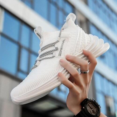 High Top Massive Man Sneakers Socks Men Running Shoes Breathable Outdoor Sports Shoes Men Sport White Knit Sneackers GMD-0874