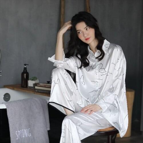 Womens Silk Satin Pajamas Set Spring and Autumn Ice silk Printing Long Sleeve Trousers Fashion Homewear Girl Nightwear Suit