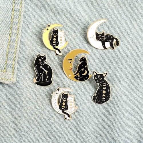 Witch Cats Enamel Pin Custom Moon Phase Wizard Cat Brooches Bag Lapel Pin Black White Witch Craft Badge Jewelry Gift for Friends
