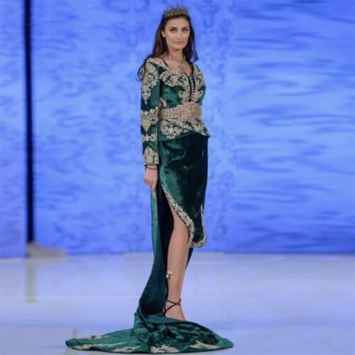 Sexy Green Side Slit Velvet Moroccan Kaftan Evening Dresses Long Sleeves Appliques Saudi Arabic Muslim Prom Gown Formal Dresses