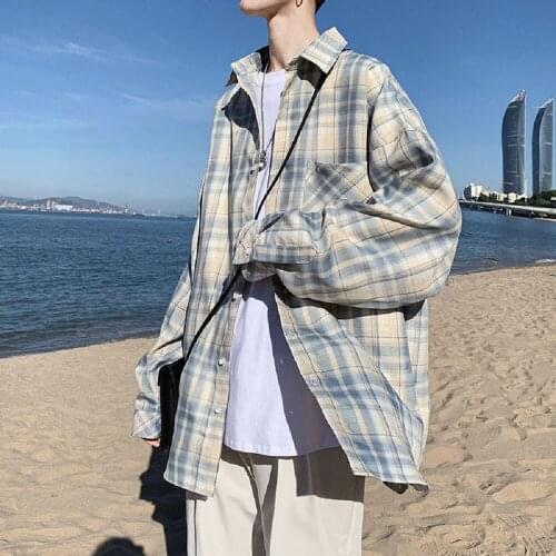 Mens Harajiku Plaid Shirt Loose Long Sleeve Korea Fashion Casual Campus Travel Office Spring 2021 New Young Shirt