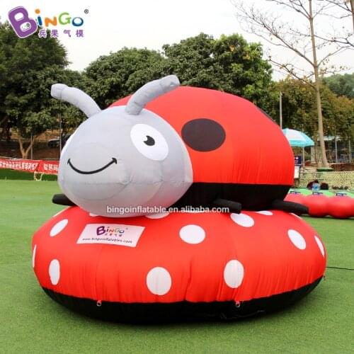 Adorable 3x3x1.8 meters inflatable ladybug for park decoration / Cartoon ladybug balloon toys