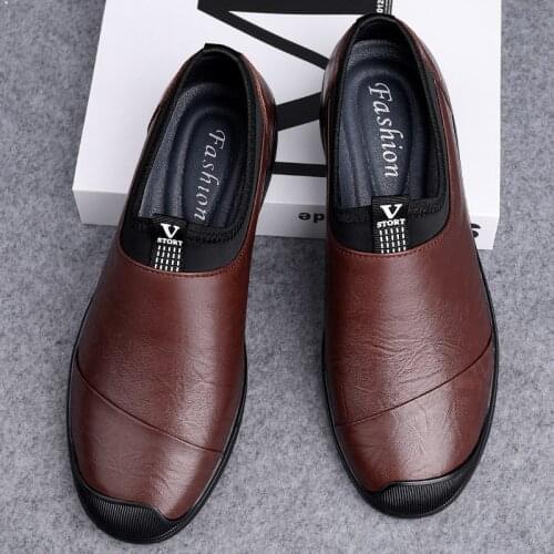 Men Genuine Leather Shoes Slip on Casual Shoes Mens Sneakers Autumn Summer Loafers Men Vintage Classic Luxury Male Casual Flats