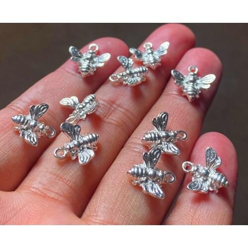 30pcs Cute Bee Pendants Necklace Aesthetic Accessories Jewelry Making Supplies, Charms For Jewelry Making Gifts For Women