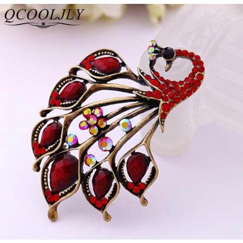 Female Peacock Brooch New Fashion Personality Beautiful Animal Bird Crystal Brooches Pins Jewelry Enamel broche femme bijoux