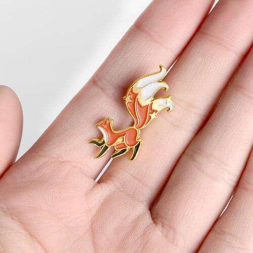 Cartoon three tailed sly little fox enamel brooch Flashing red fox with black feet Cute animal badge creative gift