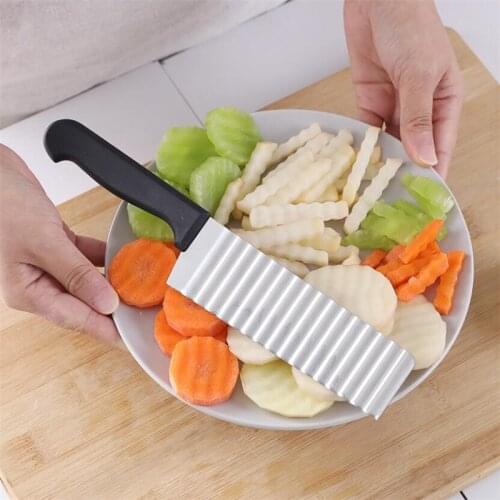 Stainless Steel Potato Chip Slicer Dough Vegetable Fruit Crinkle Wavy Slicer Knife Potato Cutter Chopper French Fry Maker