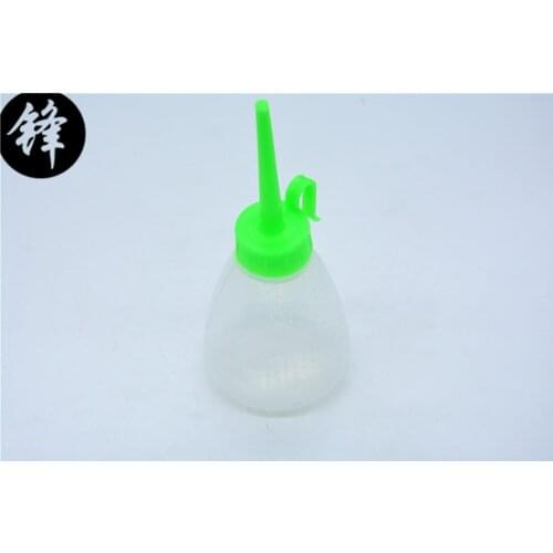 Large plastic oiler pot sewing machine use thicker section big pot