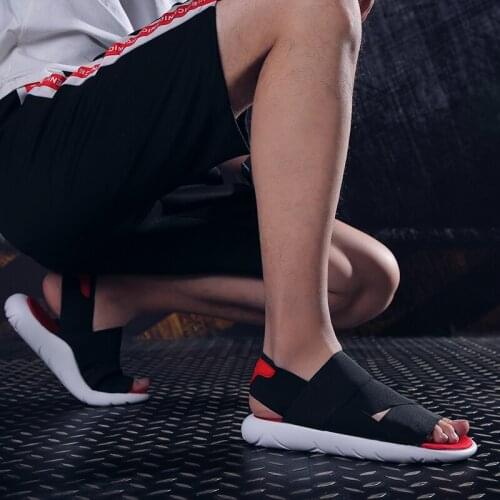 2021 Big Size 39-46 Men Water Beach Sandals Man Sneakers Gym Sport River Plate Shoes Light Flip Flop Slippers Sandalia Masculina