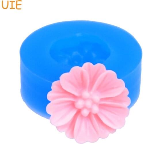 HYL005U 15mm Flower Silicone Mold - for Cake Decoration, Sugarcraft, Fondant, Cabochon, Resin Clay, Jewelry Making, Candy, Icing