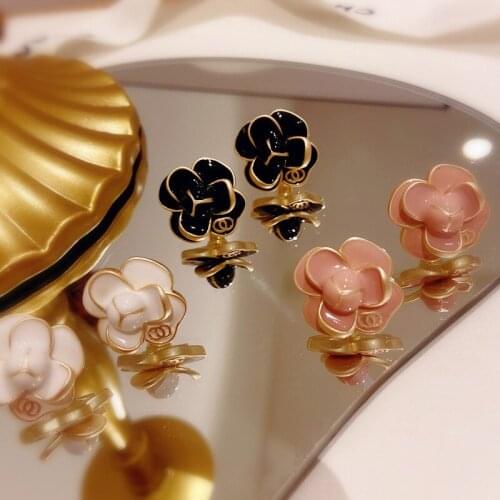 Fashion classic rose pattern Earrings Silver Needle enamel dripping oil high quality Earrings versatile temperament jewelry