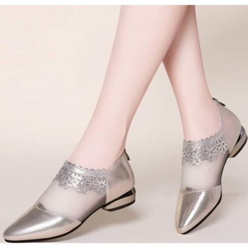 2021 Flat lace Shoes Women sexy pointed toe Flats black Women bright Shoes Slip On Ladies Loafers Spring Women hollow out Flats