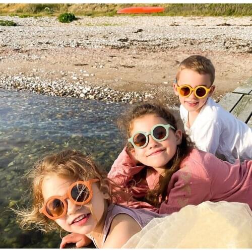 1Pcs d Kids Headwear 2021 Childrens Sunglasses Infants Retro Solid Color Ultraviolet-Proof Round Convenience Glasses Eyeglass