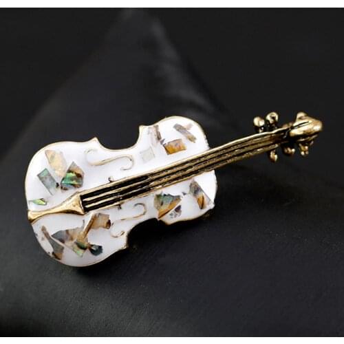 Vintage Women Brooch Pin Shell Cello Shape Brooch Pin Cardigan Shawl Scarf Accessory Gift Clothes Decor Womans accesories