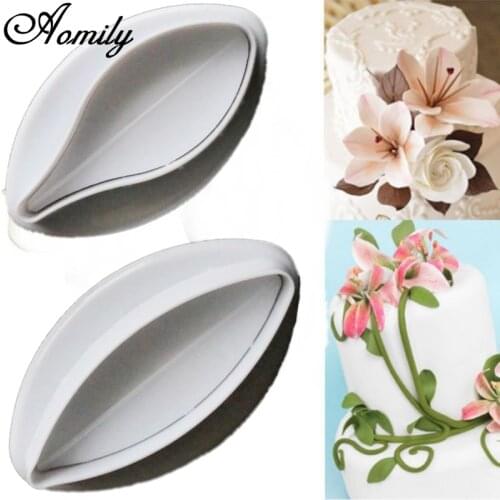 Aomily 2pcs/Set Lily Flower Fondant Cake Cookie Chocolate Cutter Mould DIY Baking Tool Biscuit Sugarcraft Cutting Decorating