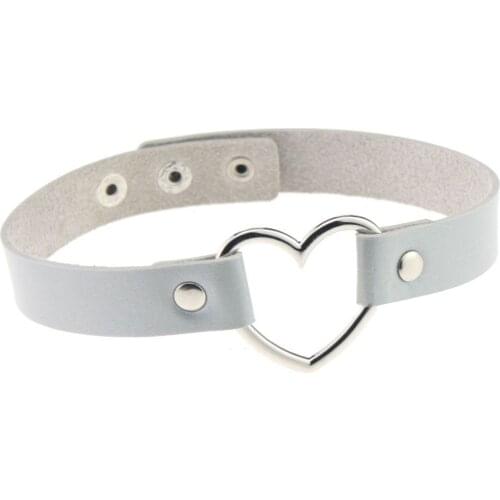 Choker Vintage New Rock Collar Punk Goth Heart Rivet Choker Leather Necklace