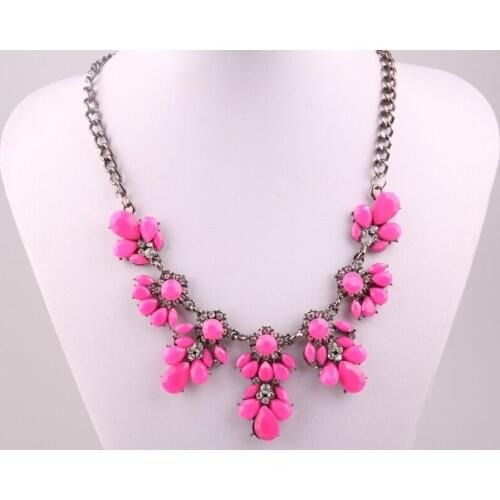 Free Shipping New Trendy Fashion Gunmetal Neon Color resin flower & crystal Pendants Necklace Vintage Jewelry For Women