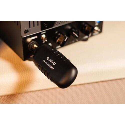 JOYO JW-02 Rechargeable 5.8GHz Frequency Band Audio Wireless Digital Guitar Transmitter/Receiver Black