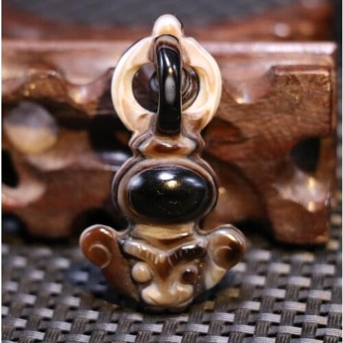 Big Treasure Talisman Energy!!! Mysterious Tibetan Onyx Ox Head Faqi Vajra Dorje With a Live Ball Pendant Carving Timestown
