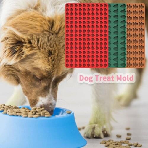 Non-stick Christmas Tree shape Pets Biscuit Mould Silicone Baking Mats Sheet Dog Pet Treats Pan Baking Biscuit Cookies Mold