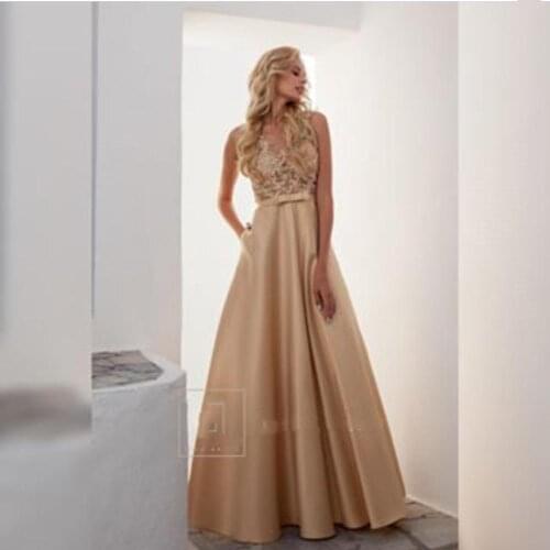 Champagne Evening Dress A-Line Satin 2020 Lace Appliques Floor Length Sexy V-Neck Elegant Women Formal Party Gowns Special