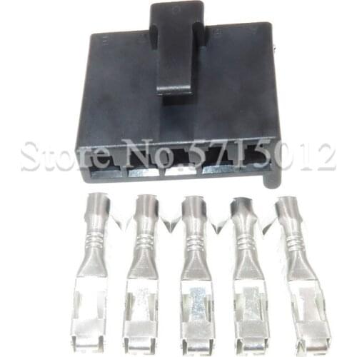 5 Hole Auto Connector Black Electrical Female Sockets With Pins Terminals