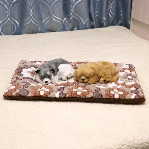 Soft Flannel Pet Mat dog Bed Winter Thicken Warm Cat Dog Blanket puppy Sleeping Cover Towel cushion for small Medium large dogs