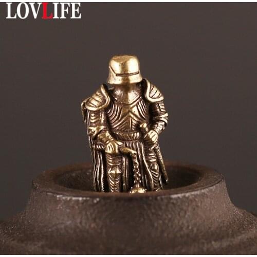 Copper Ancient Empire Warrior Knife Bead Keychain Pendants Vintage Brass Umbrella Rope DIY Hanging Accessories Paracord Jewelry
