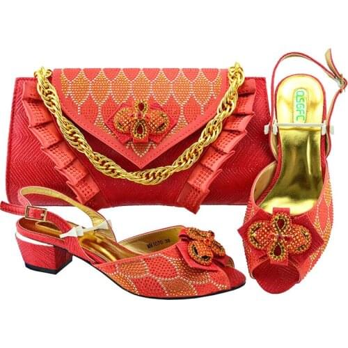 Fashion Women Nigerian Shoes with Matching Bag Set for Party Wedding High Heels Slippers and Bag Set with Artificial rhinestones