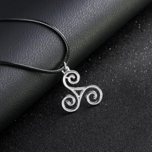 24 Pcs/Lot Wolf Pendant Jewelry Argent metal color Necklace Bulk Wholesale