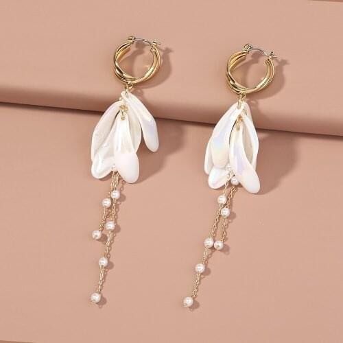 C-shaped Earrings Hook Seven Color Pearl White Petals Ear Stud Bohemian Tassel Elegant Fairy Long Eardrop Jewelry Charm Women