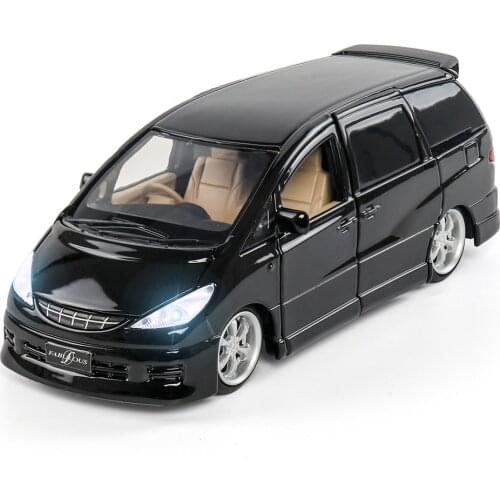 1:32 Car Model Toyotas Overlords Premium Commercial Vehicle Diecasts Toy Car Sound And Light Pull Back Wheel For Children