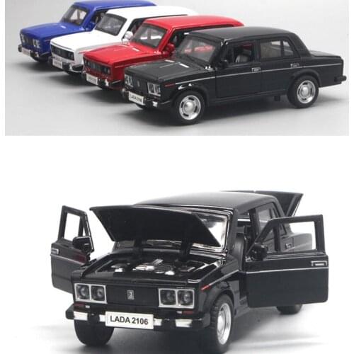 32 Simulation Russian Lada Alloy Car Model Decoration Sound And Light Pull Back Toy Car Door Open Pull Back Boy Toy Gifts