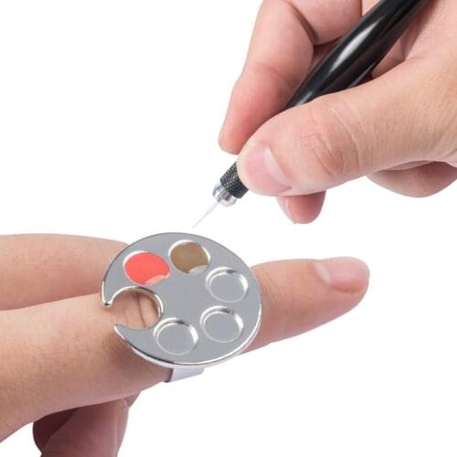 1pcs Mini Finger Nail Art Polish Palette For Free Cute Footprint Round Design Hand Manicure Ring Palette