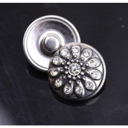 Min order $15) 2014 crazy hot in European DIY metal snap buttons,18mm flower shiny rhinestone metal alloy snap charm buttons